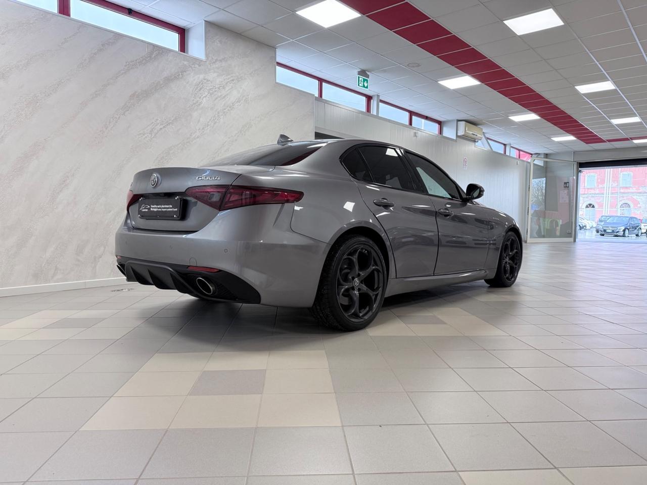 Alfa Romeo Giulia 2.2 Turbodiesel 210 CV AT8 AWD Q4 Veloce