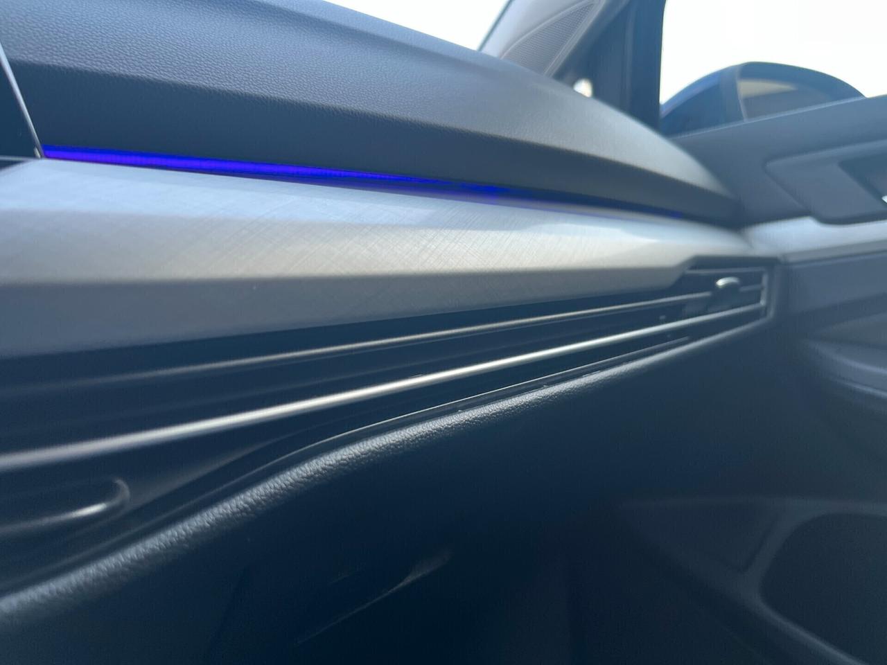 Volkswagen Golf 2.0 TDI DSG Life 02/2022 KM 81156