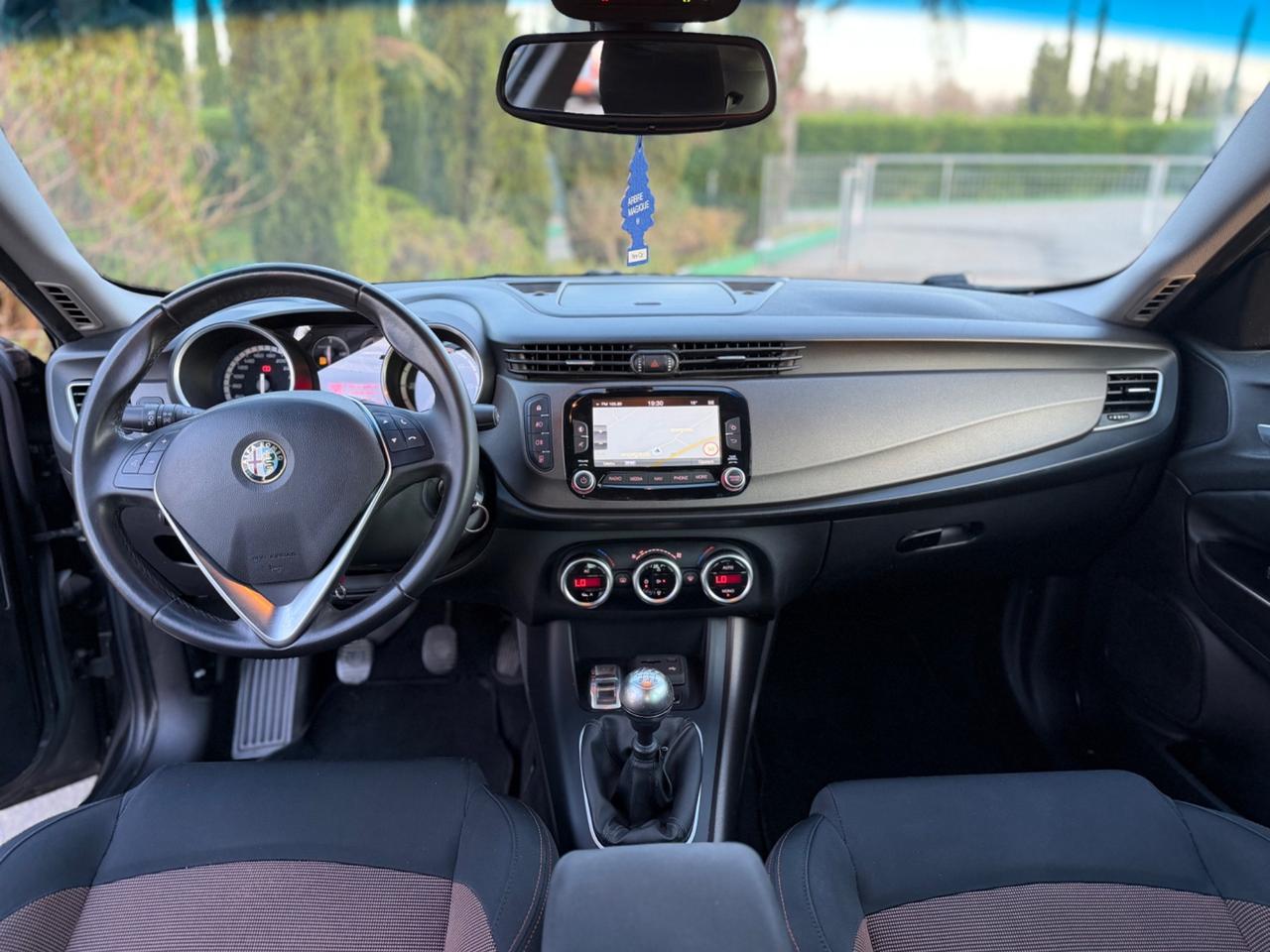 ALFA ROMEO GIULIETTA 1.6 JTDm-2 105cv EXCLUSIVE (77kw)
