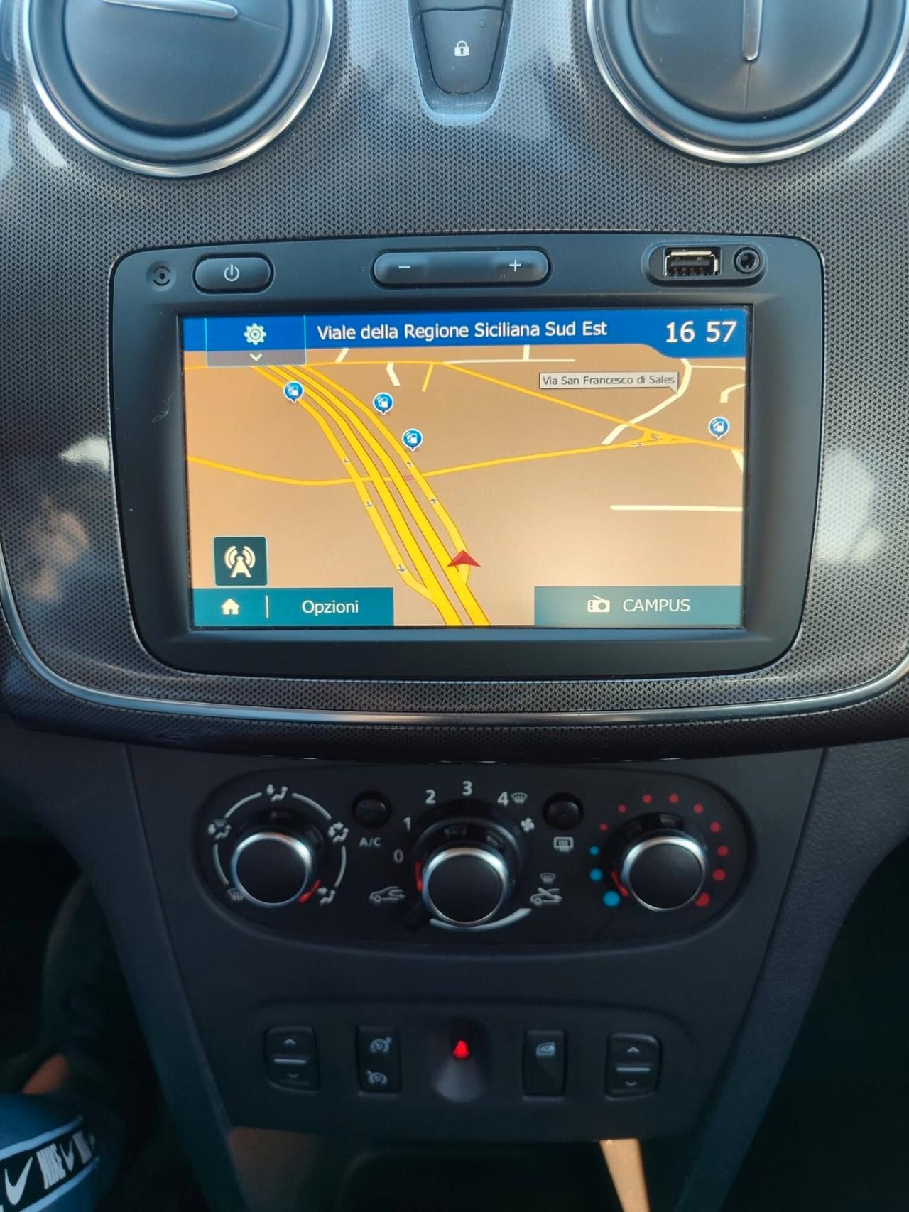 Dacia Sandero Stepway 1.5 Blue dCi 95 CV Comfort