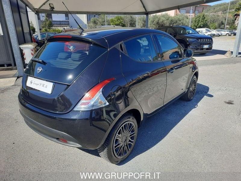 Lancia Ypsilon 1.2 69 CV 5 porte S&S Elefantino Blu
