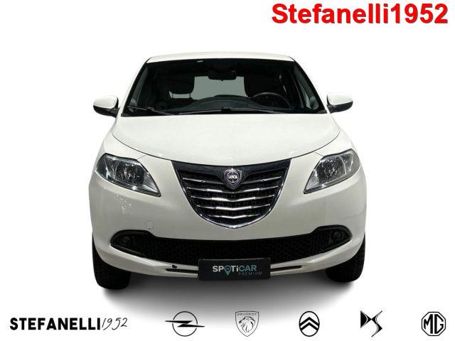 LANCIA Ypsilon 0.9 TwinAir 85 CV 5 porte Metano Ecochic Silver