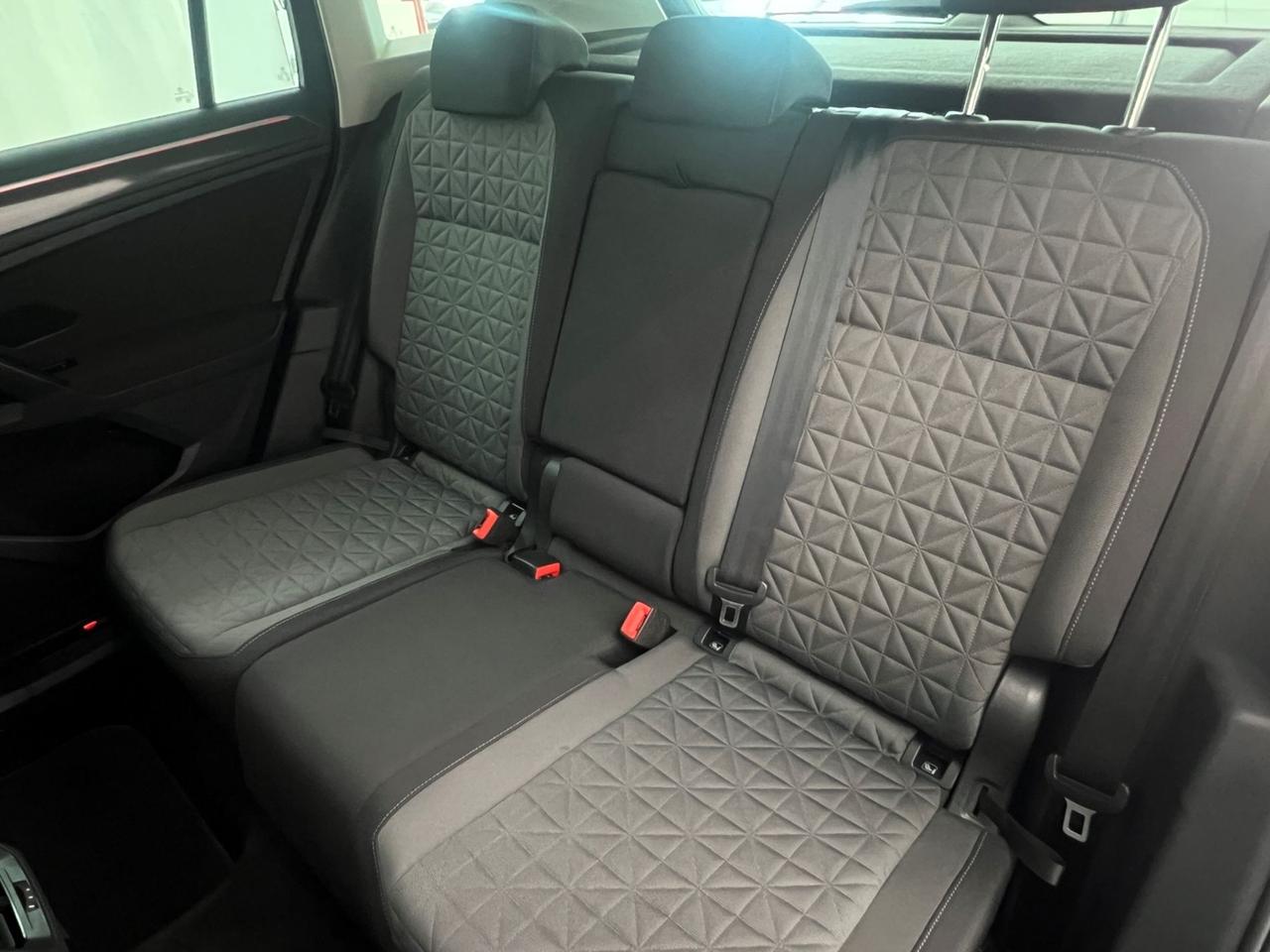 VOLKSWAGEN Tiguan II 2021 Tiguan 2.0 tdi Life 150cv dsg