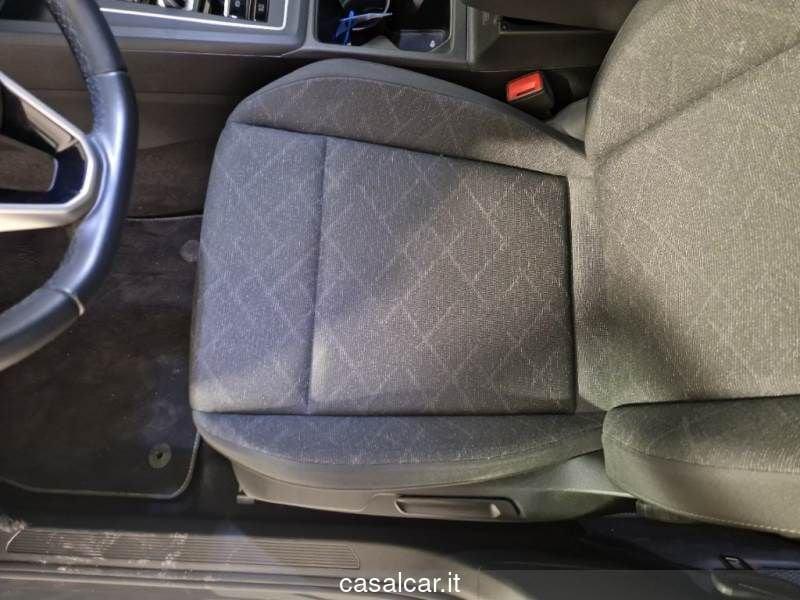 Volkswagen Golf 2.0 TDI DSG SCR Life 3 ANNI DI GARANZIA KM ILLIMITATI APARI ALLA NUOVA