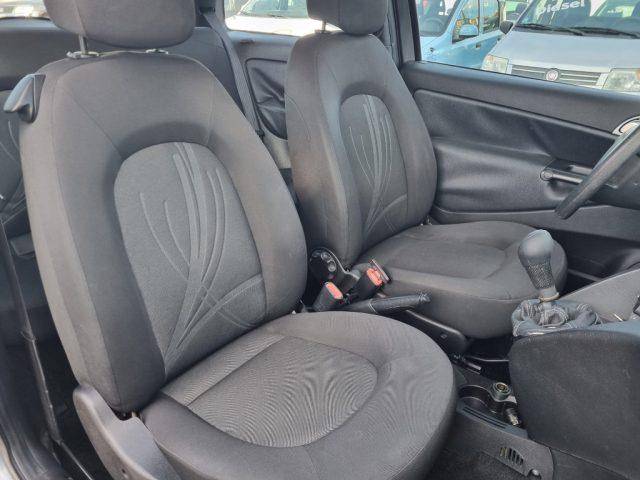LANCIA Ypsilon 1.3 MJT 75 CV Unyca