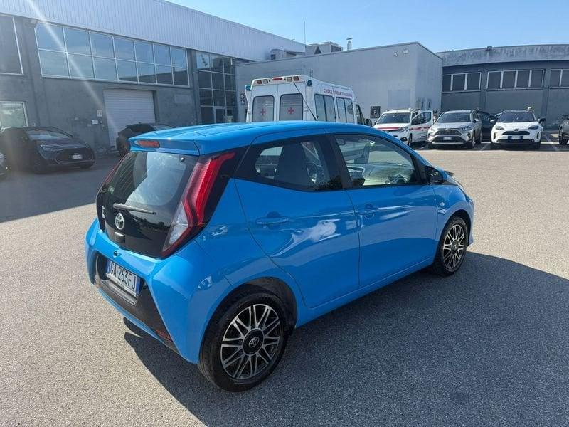 Toyota Aygo 1.0 VVT-i x-play