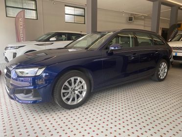 Audi A4 Avant 40 2.0 tdi 204cv S-tronic