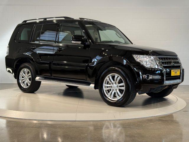 MITSUBISHI Pajero 3.2 DI-D 16V aut. Instyle DPF 7 POSTI/TETTO