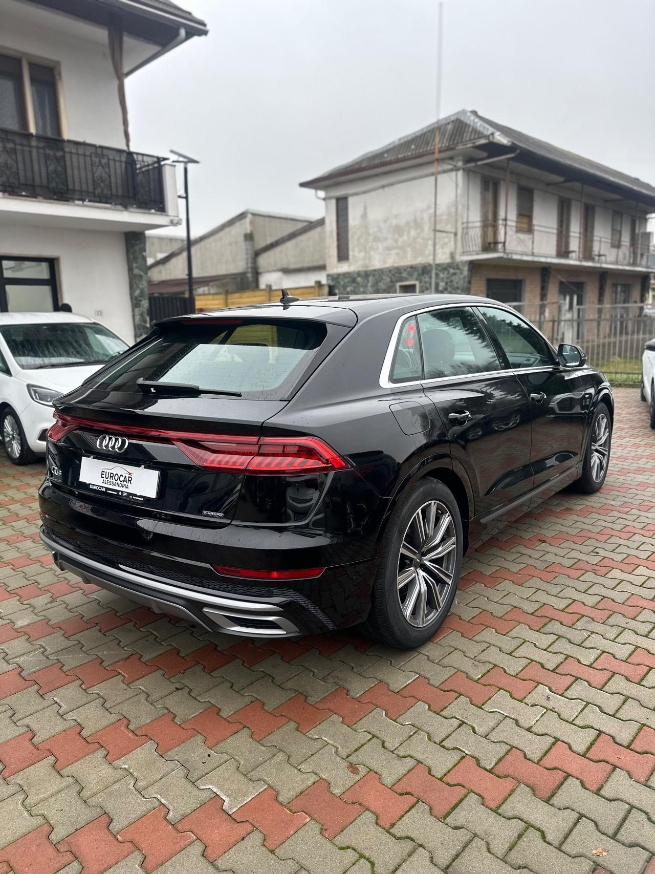 Audi Q8 45 TDI quattro tiptronic