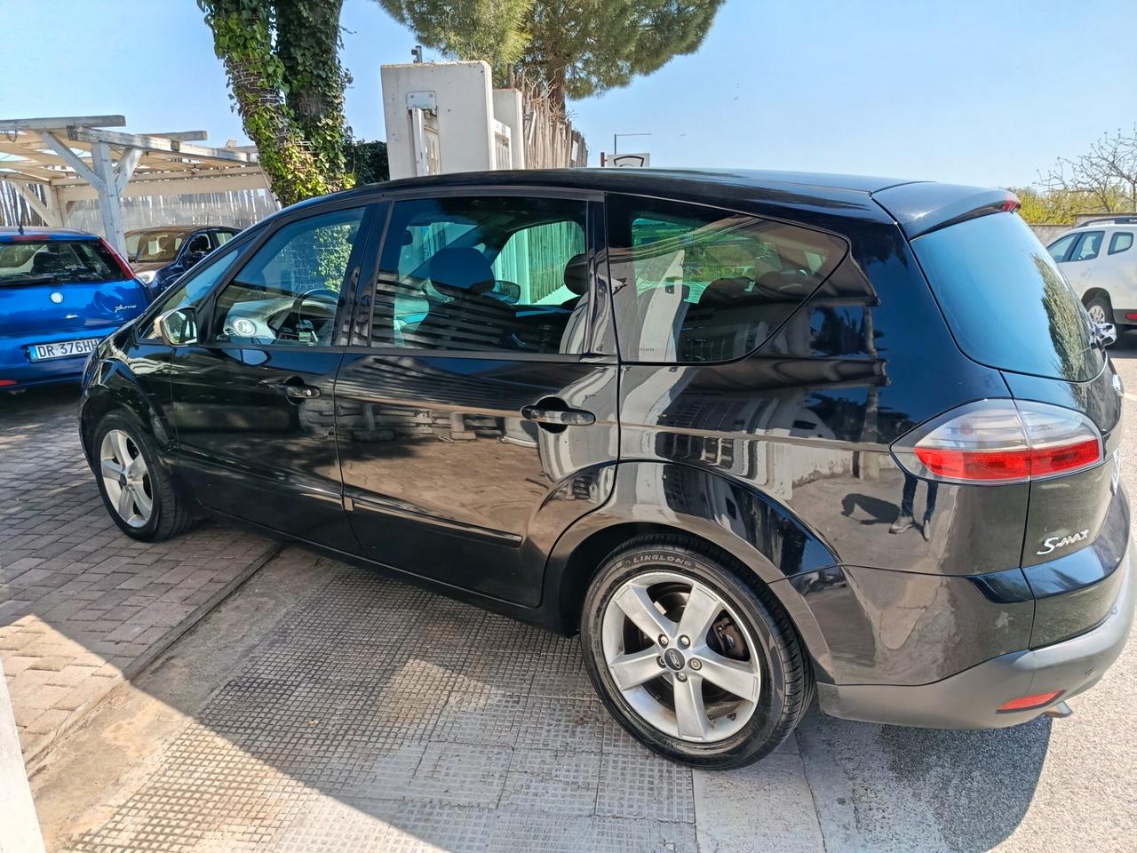 Ford S-Max 2.0 TDCi 140CV Titanium