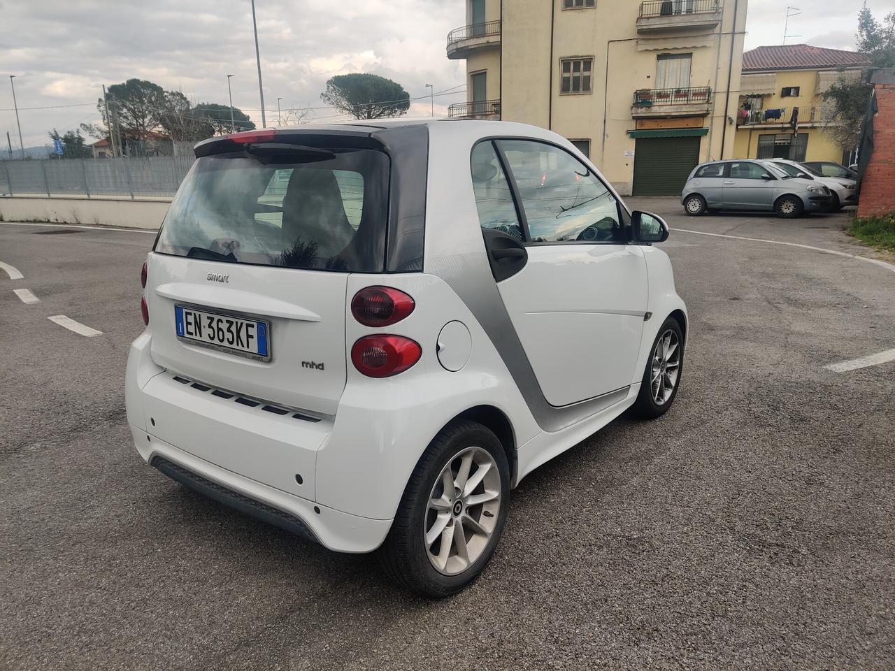 Smart ForTwo 1000 52 kW coupé passion SERVOSTERZO