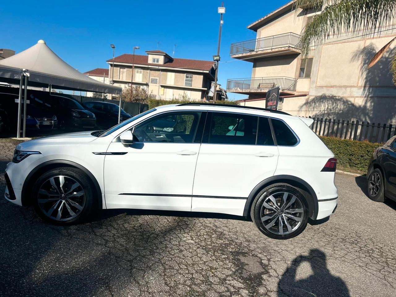 Volkswagen Tiguan 2.0 TDI 200 CV SCR DSG 4MOTION R-Line