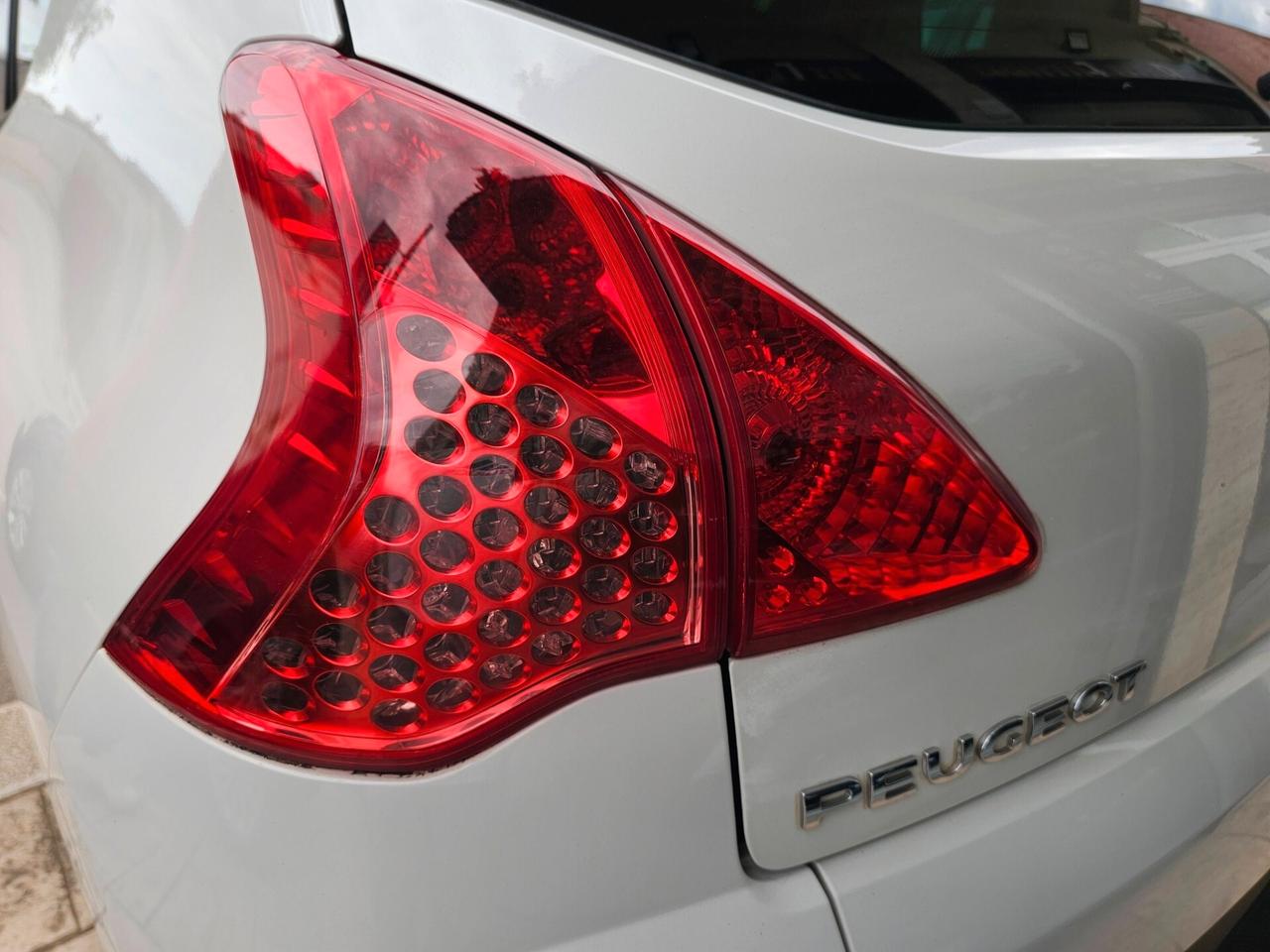 PEUGEOT 3008 1.6 HDI 112CV ACCESS PREMIUM AUTO