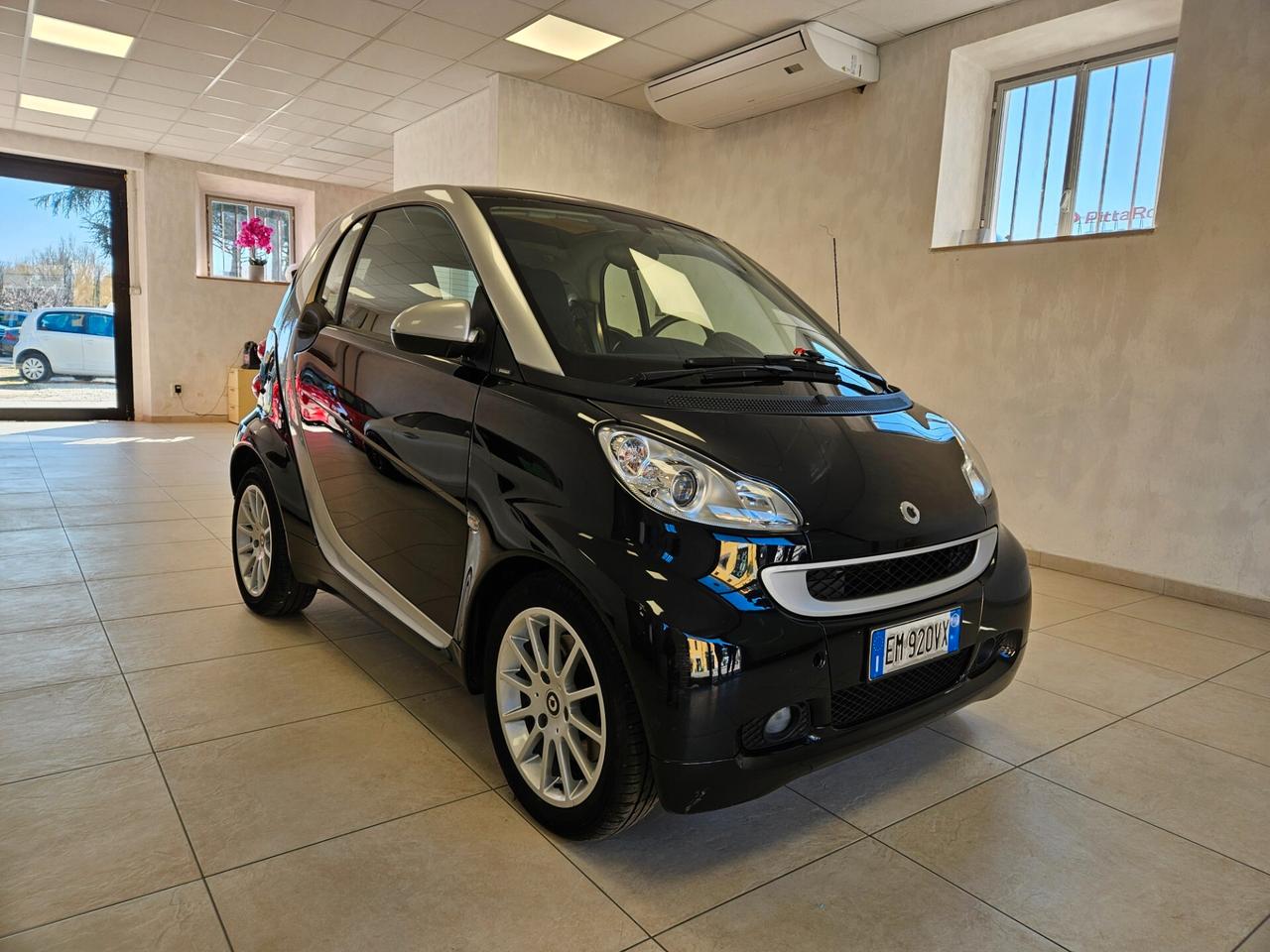 Smart ForTwo 1000 52 kW MHD coupé passion