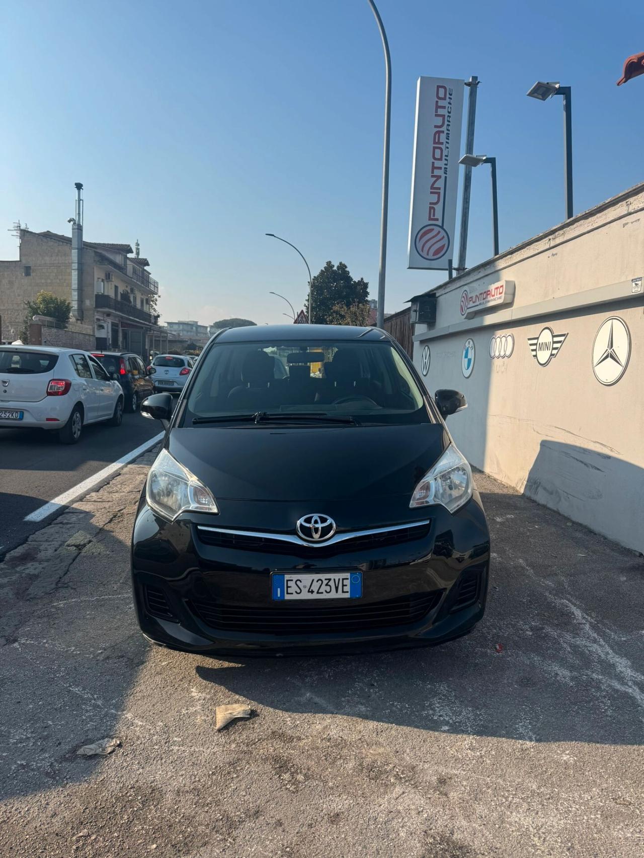 Toyota Verso-S Verso-S 1.3 Lounge mt