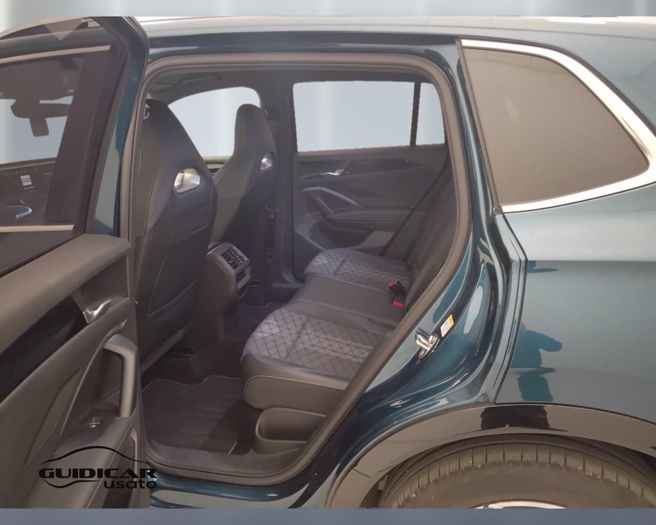 VOLKSWAGEN Tiguan III 2024 - Tiguan 2.0 tdi R-Line 150cv dsg