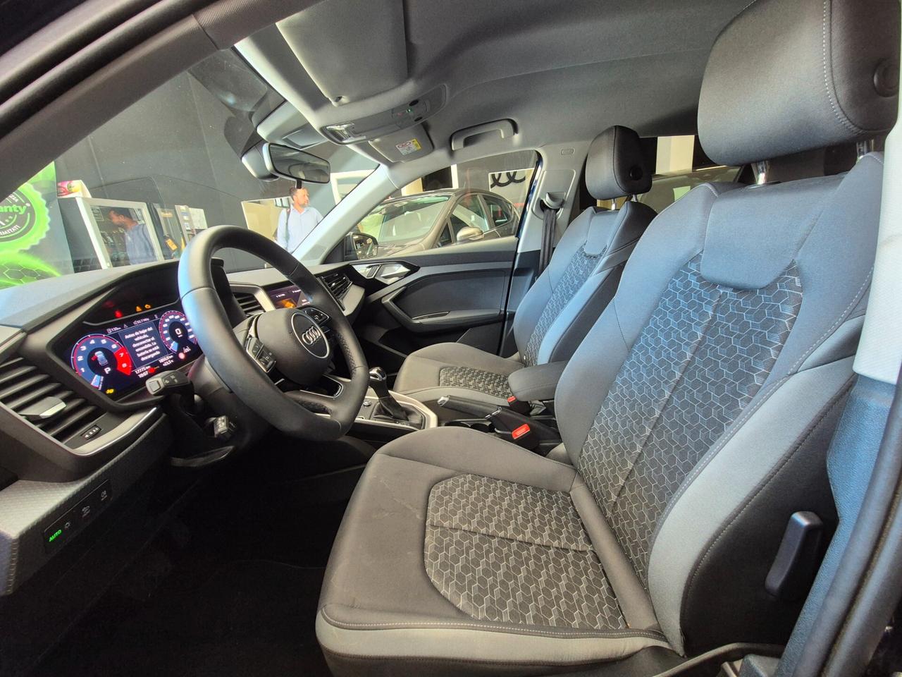 Audi A1 SPB 30 TFSI S tronic Identity Black S-line