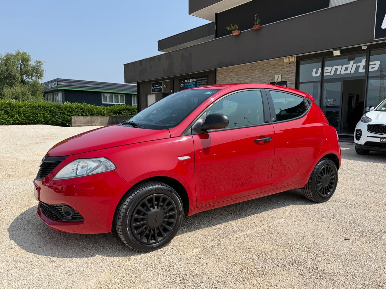 Lancia Ypsilon 1.2 69 CV 5 porte S&S Gold