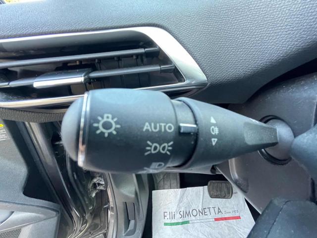 PEUGEOT 3008 PureTech Turbo 130 S&S EAT8 Allure Pack