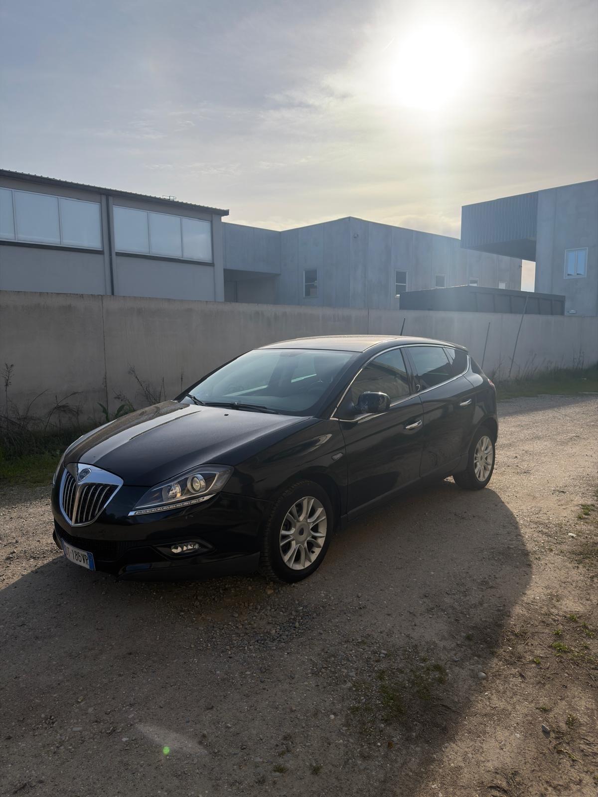 Lancia Delta 1.6 MJT DPF Platino