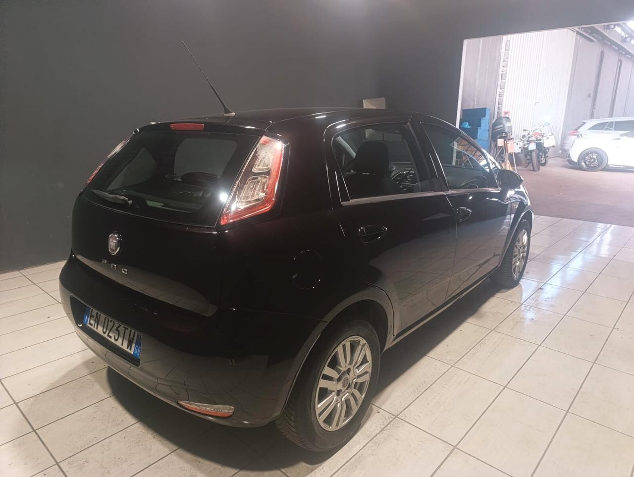 Fiat Grande Punto del 2012 benzina 120.000 km