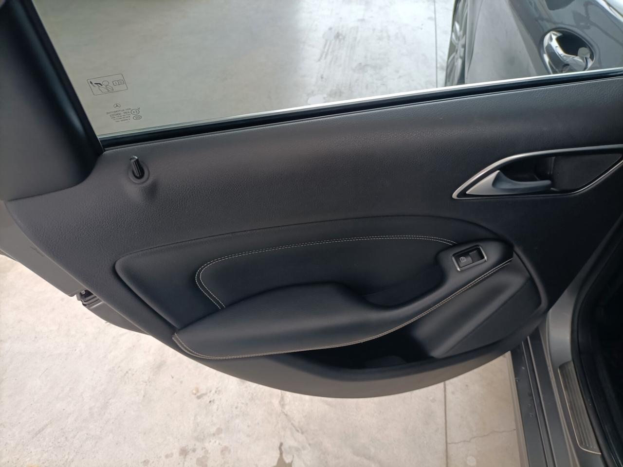 Mercedes-benz B 180 CDI BlueEFFICIENCY Premium 01/2012
