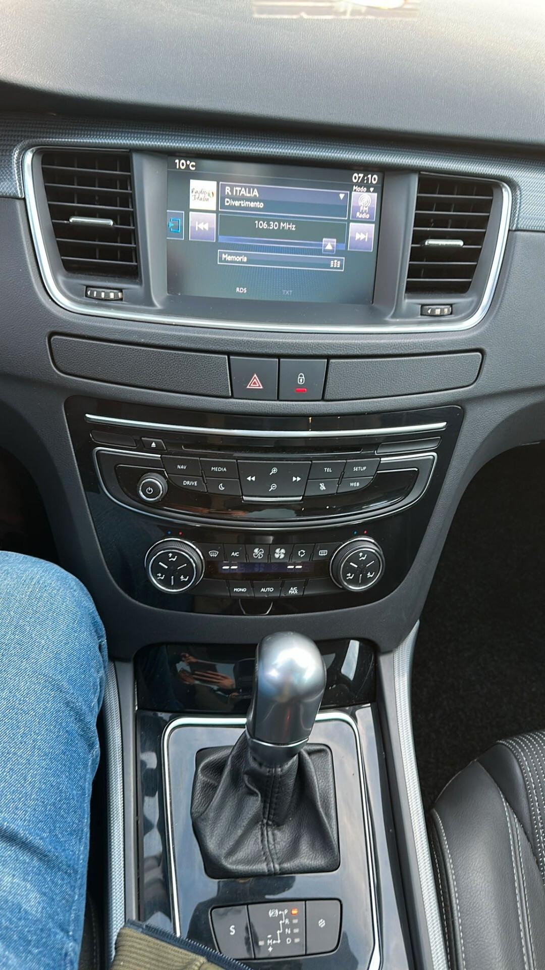 Peugeot 508 BlueHDi 180 EAT6 S&S SW GT