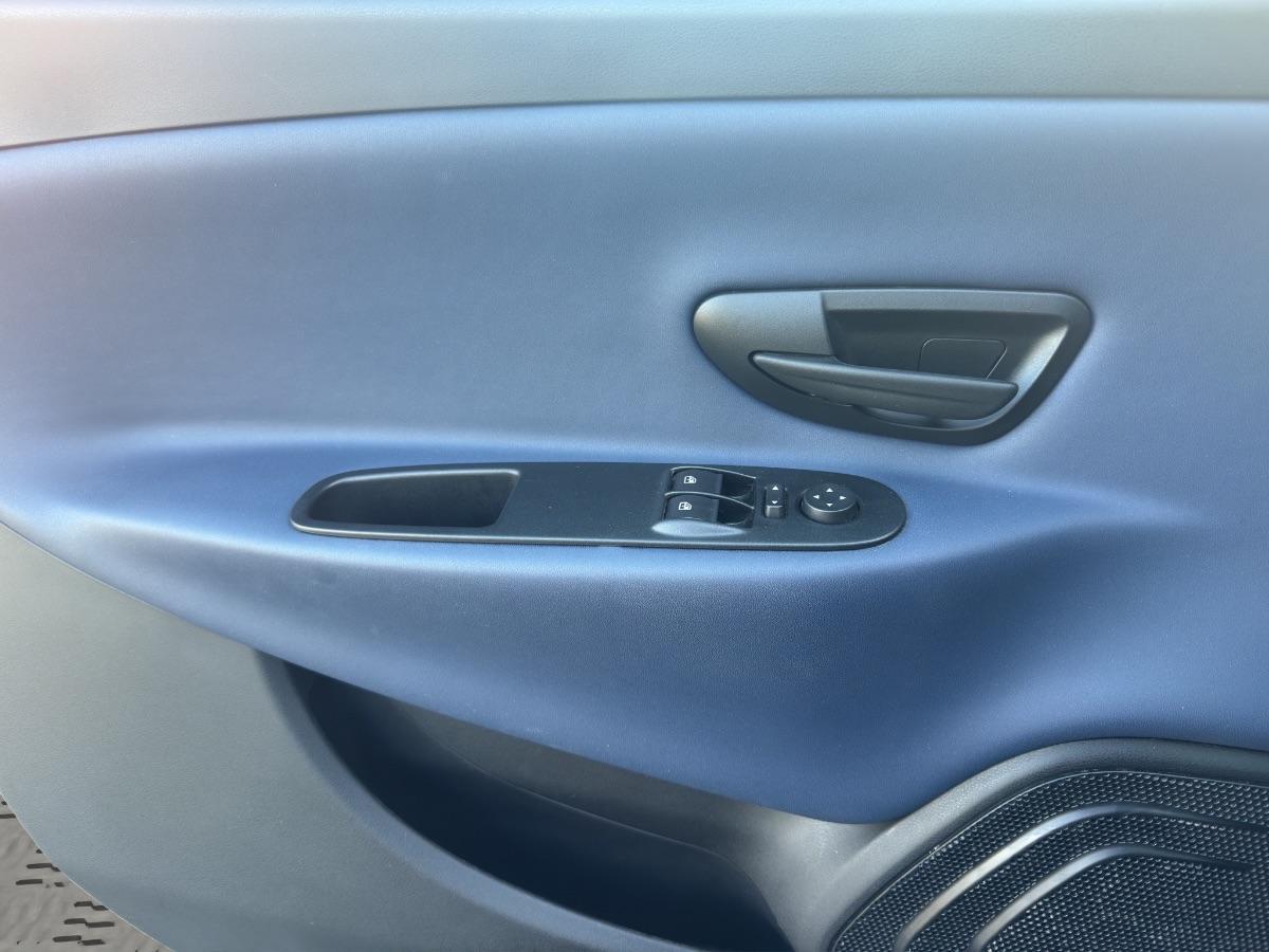 LANCIA - Ypsilon 1.0 firefly hybrid Gold s&s 70cv 5p.ti