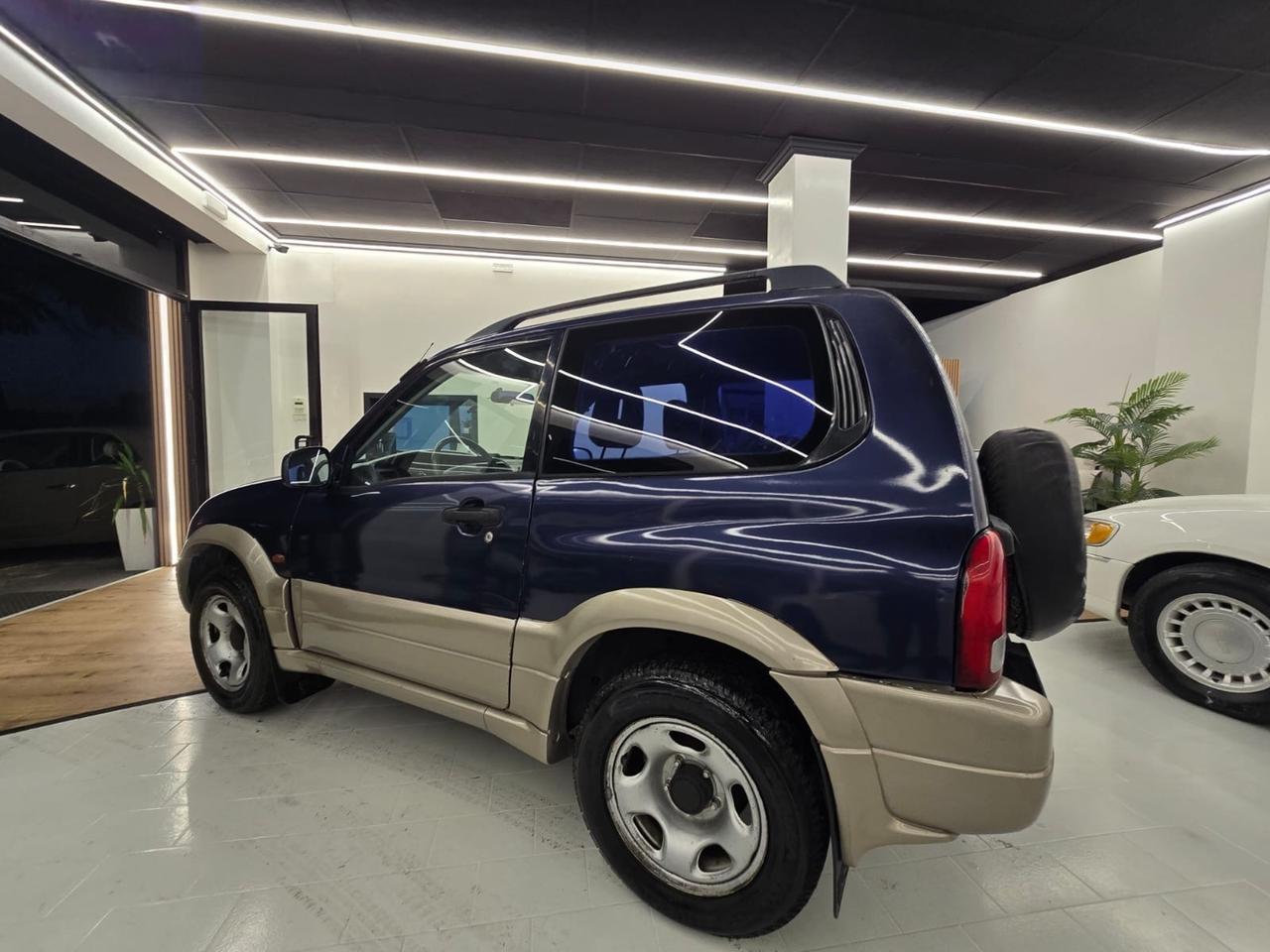 Suzuki Grand Vitara 1.6i 16V cat 3 porte