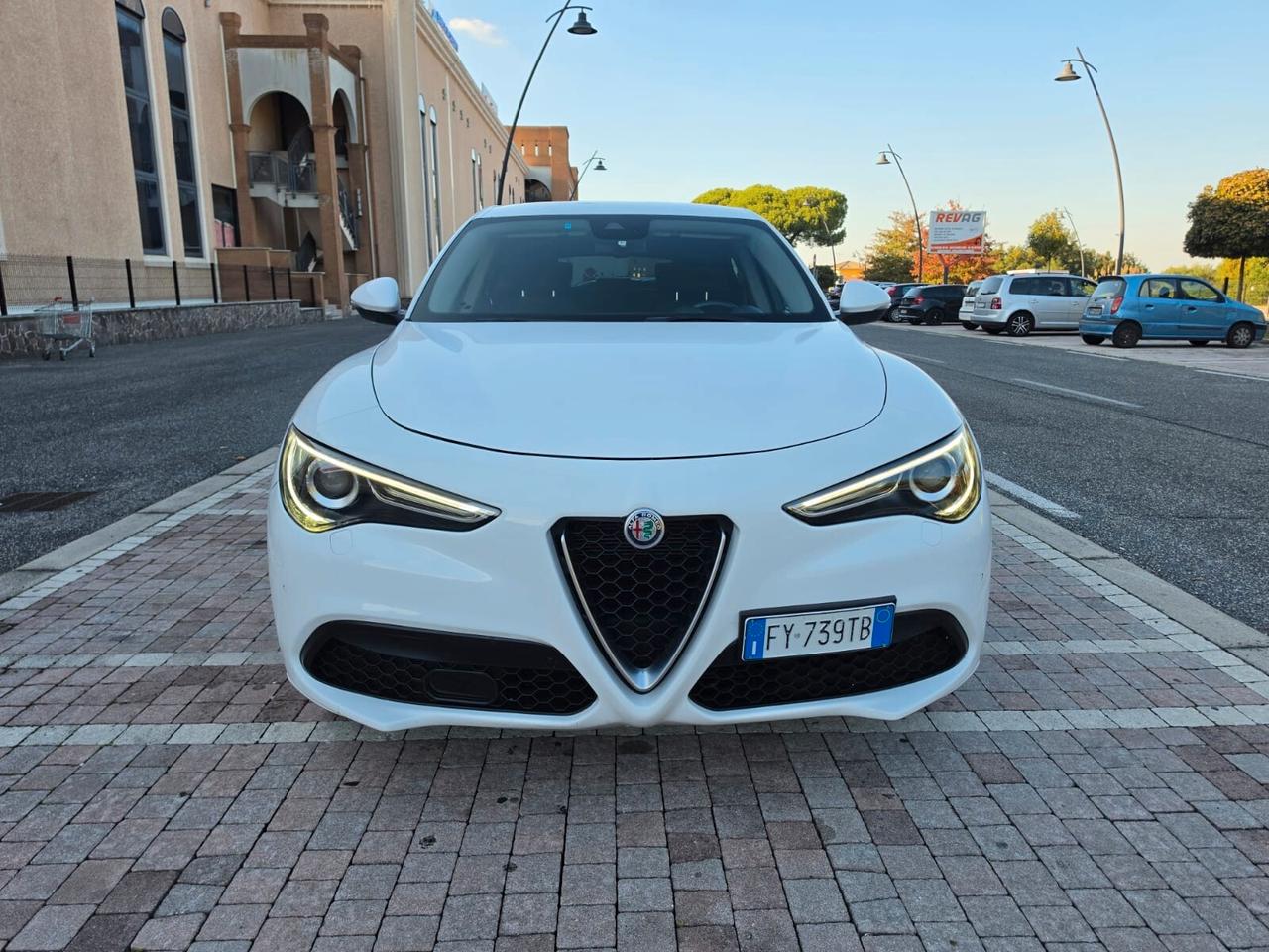 Alfa Romeo Stelvio 2.2 Turbodiesel 160 CV AT8 RWD Sport-Tech