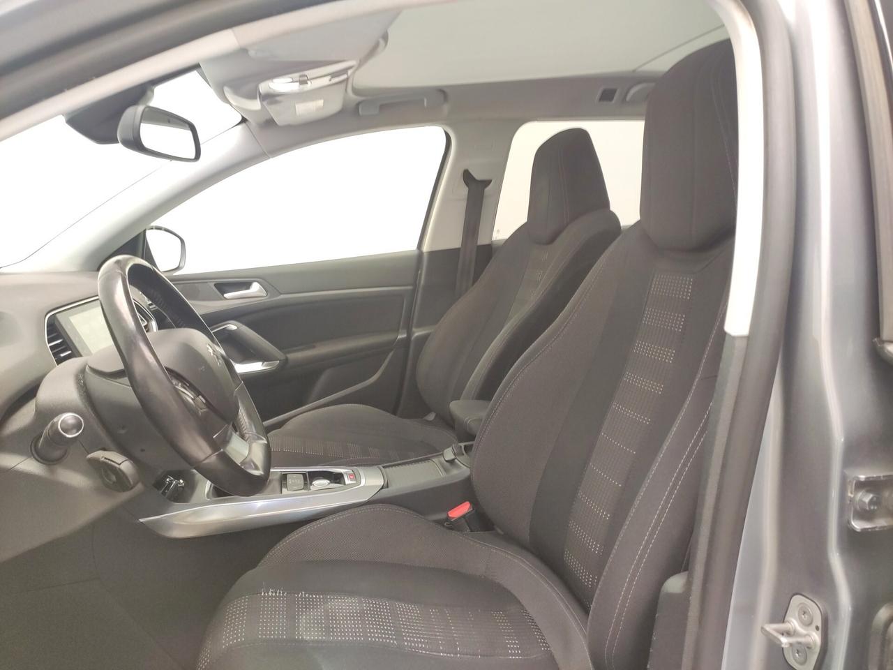 Peugeot 308 BlueHDi 150 S&S SW Allure