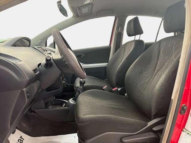 Toyota Yaris 1.0 5 porte