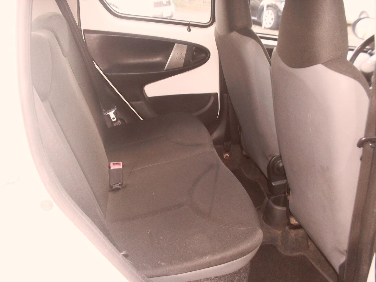 Toyota Aygo 1.0 12V VVT-i 5 porte Lounge Connect