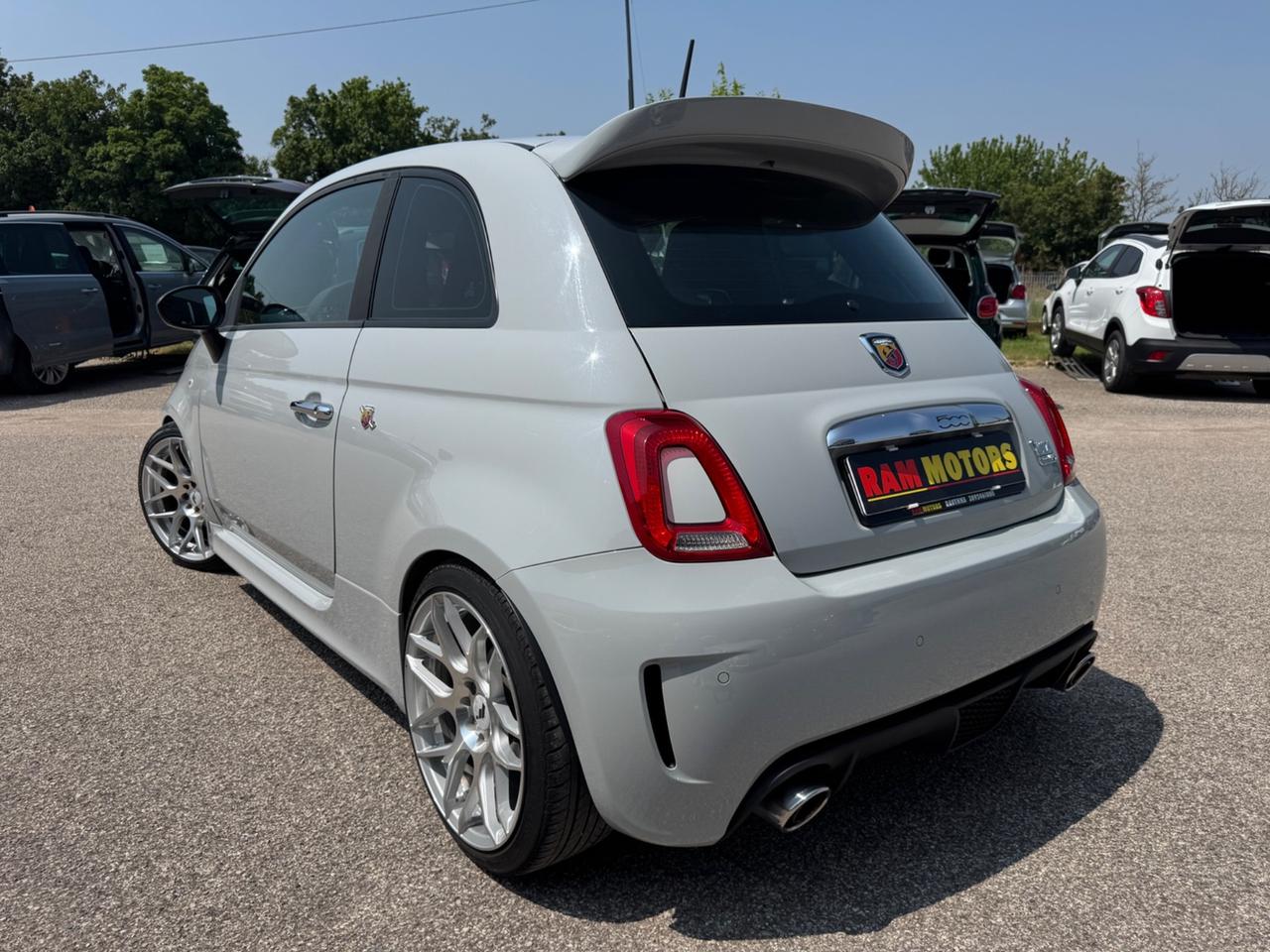 Abarth 500 1.4 Turbo T-Jet Custom