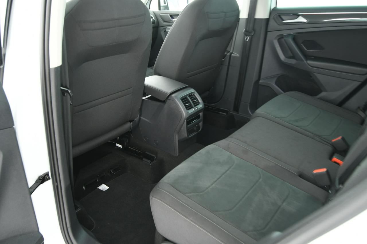 VOLKSWAGEN Tiguan 2.0 tdi Elegance 150cv dsg CAMERA+APP CONNECT+ACC
