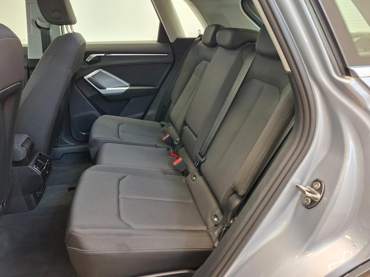 Audi Q3 35 TDI quattro S tronic Business Advanced KM 60.237