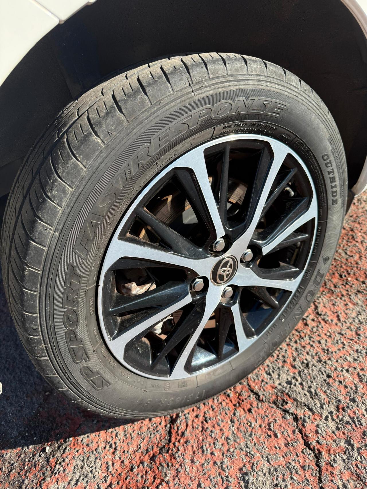 Toyota Yaris Hybrid 73cv *TAGLIANDI TOYOTA*