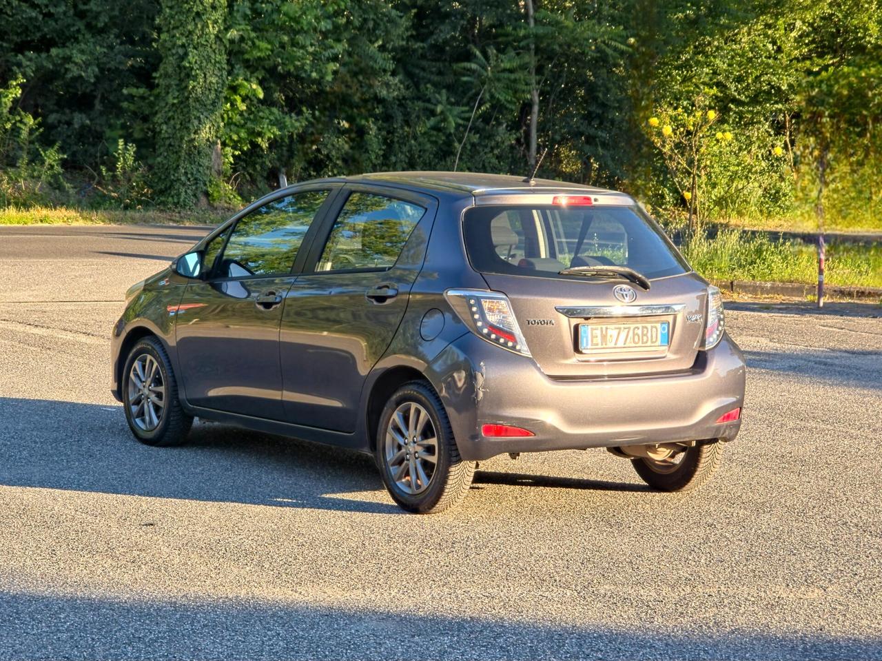 Toyota Yaris 1.0 5 porte Lounge CV-69 E5B Manuale NEO 2014