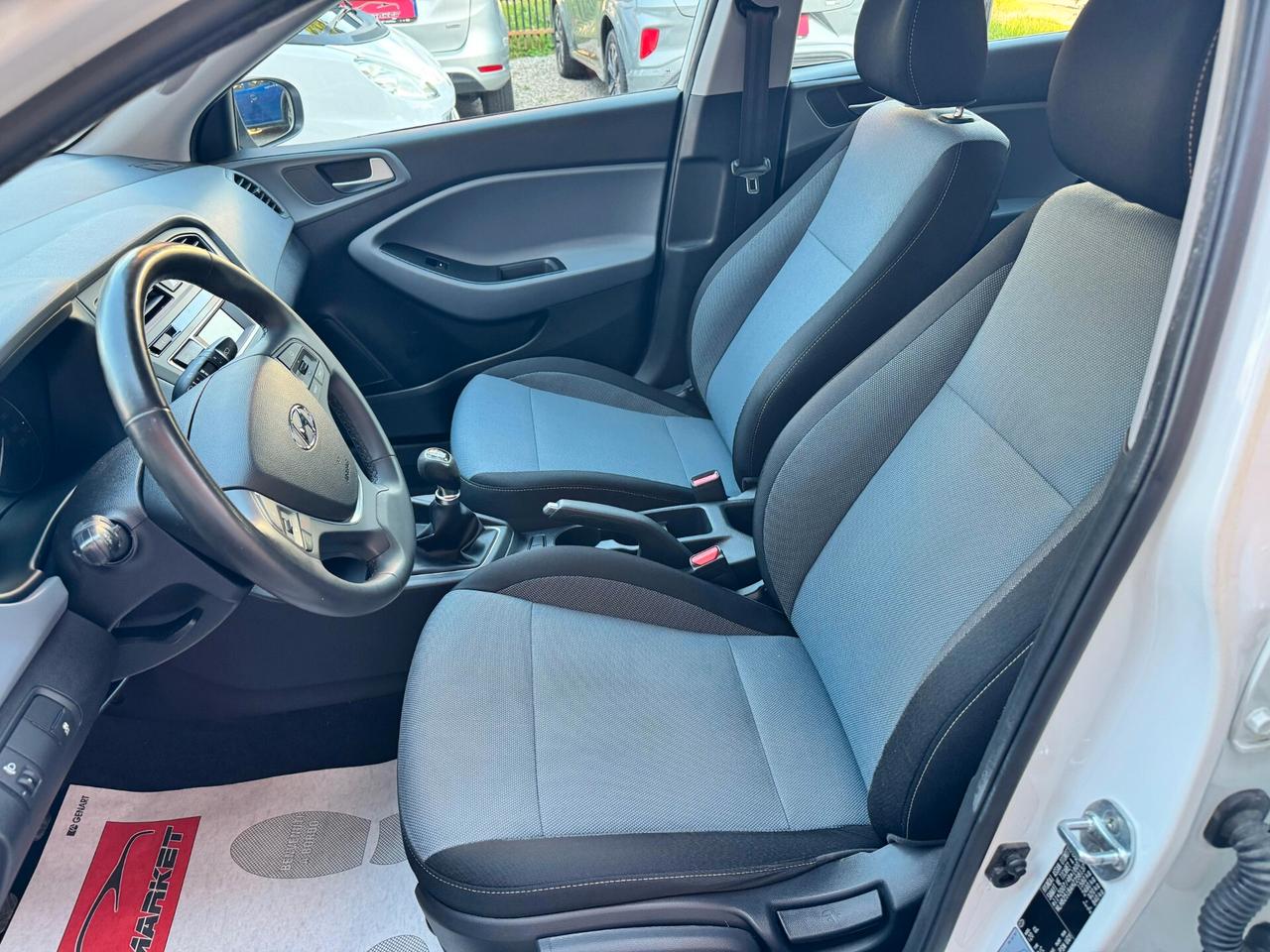 Hyundai i20 1.2 75cv 5p Classic