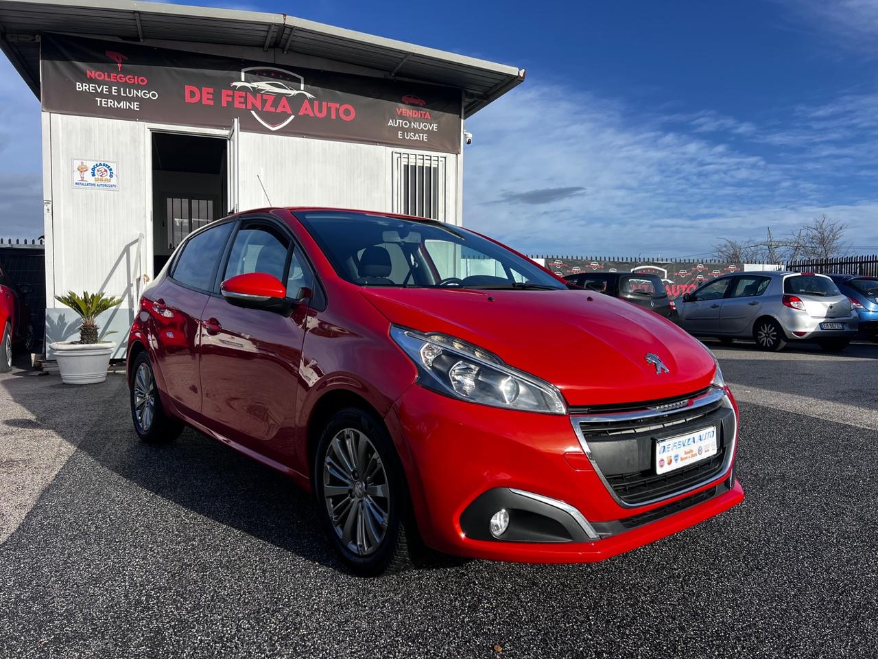 Peugeot 208 PureTech 82 5p. GPL Allure