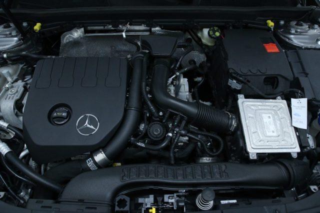 MERCEDES-BENZ A 200 Automatic/MBUX SOUND S./NAVI/VIRTUAL COCKPIT