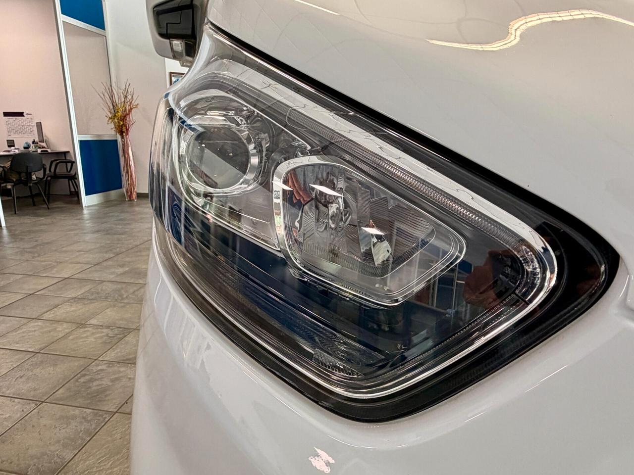 Ford Transit Custom 340 2.0 EcoBlue Hybrid 130 PL Furg. Titanium