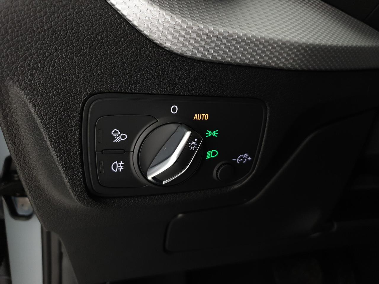 35TDI 150CV S tronic Identity Black