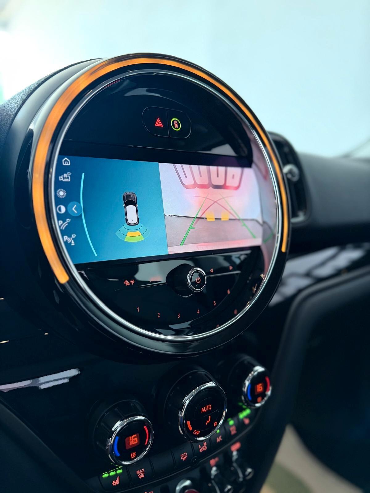 Mini Cooper Countryman 1.5 Essential auto