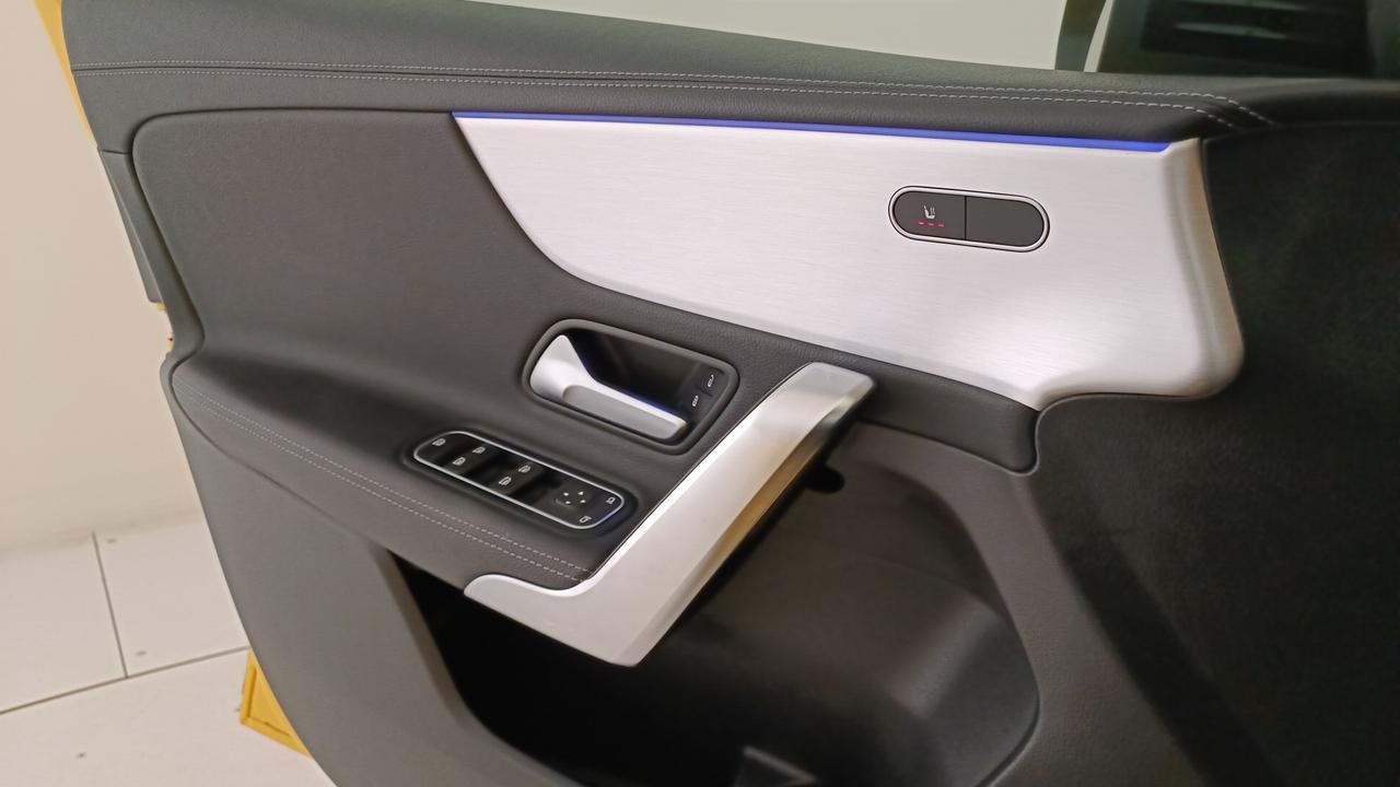 Mercedes-Benz Classe A - W177 2018 - A AMG 35 4matic auto