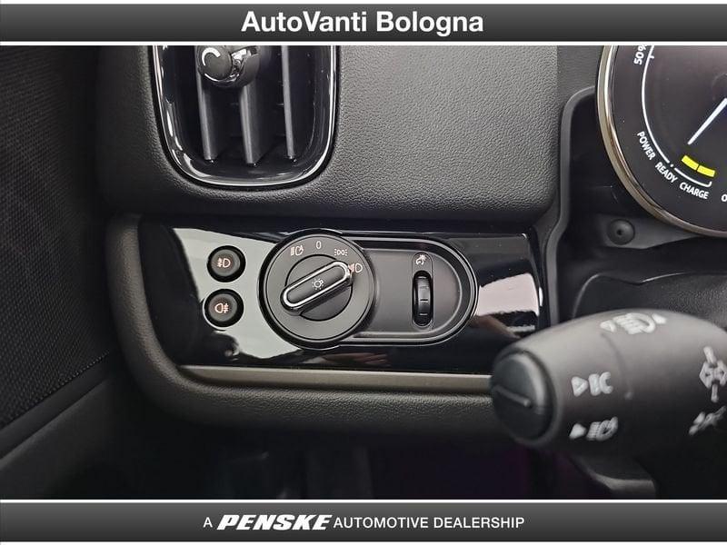 MINI Countryman Mini Countryman 1.5 Cooper SE Essential all4 auto