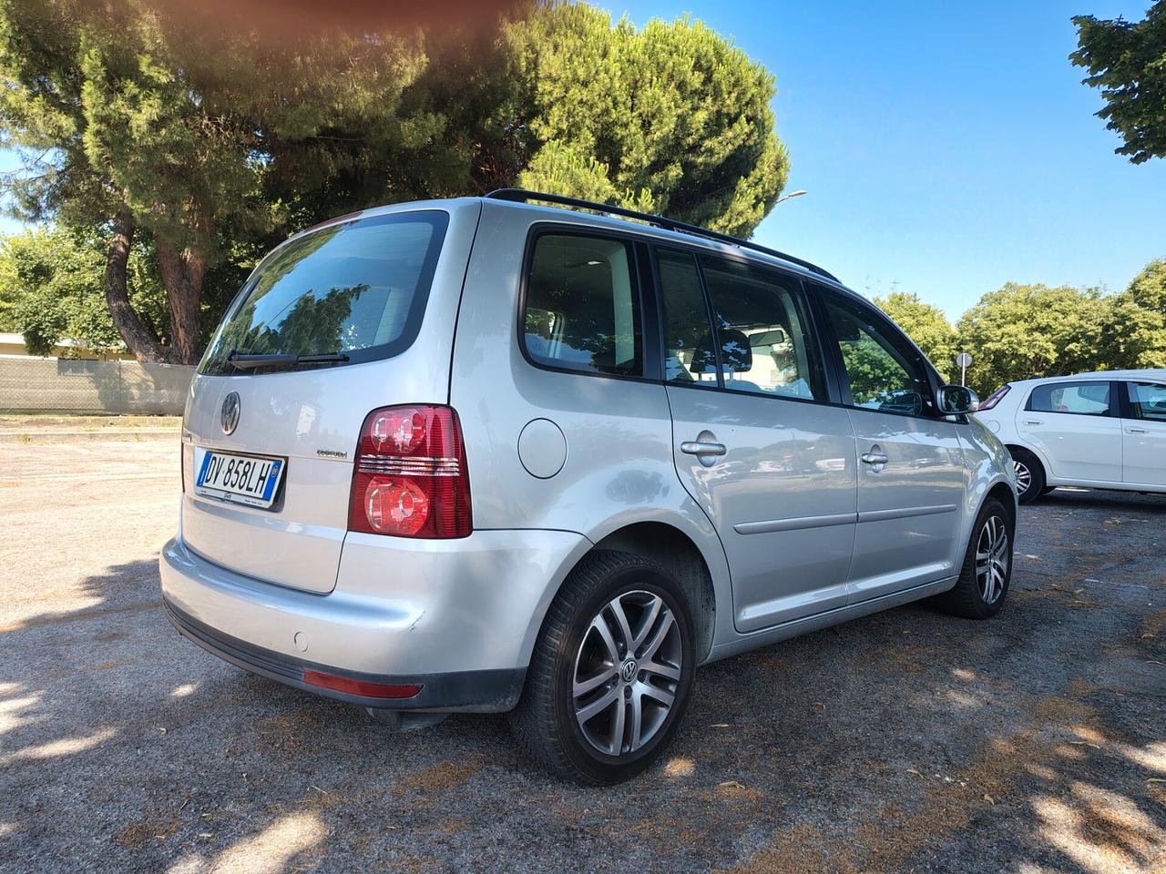 Volkswagen Touran 2.0 Highline METANO