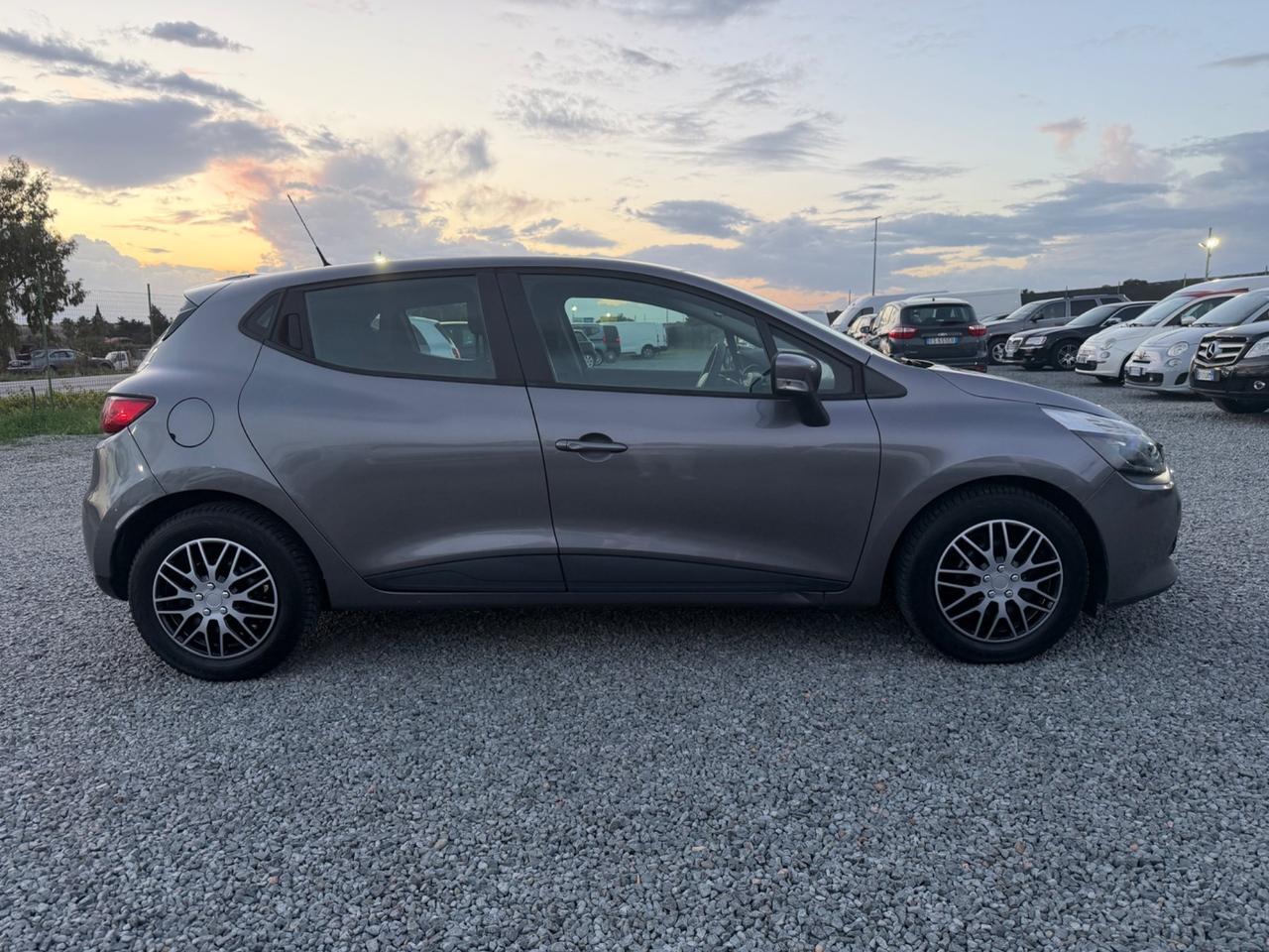 Renault Clio 1.5 dCi GARANZIA