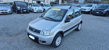 Fiat Panda 1.2 4x4 Climbing - Bella bella bella