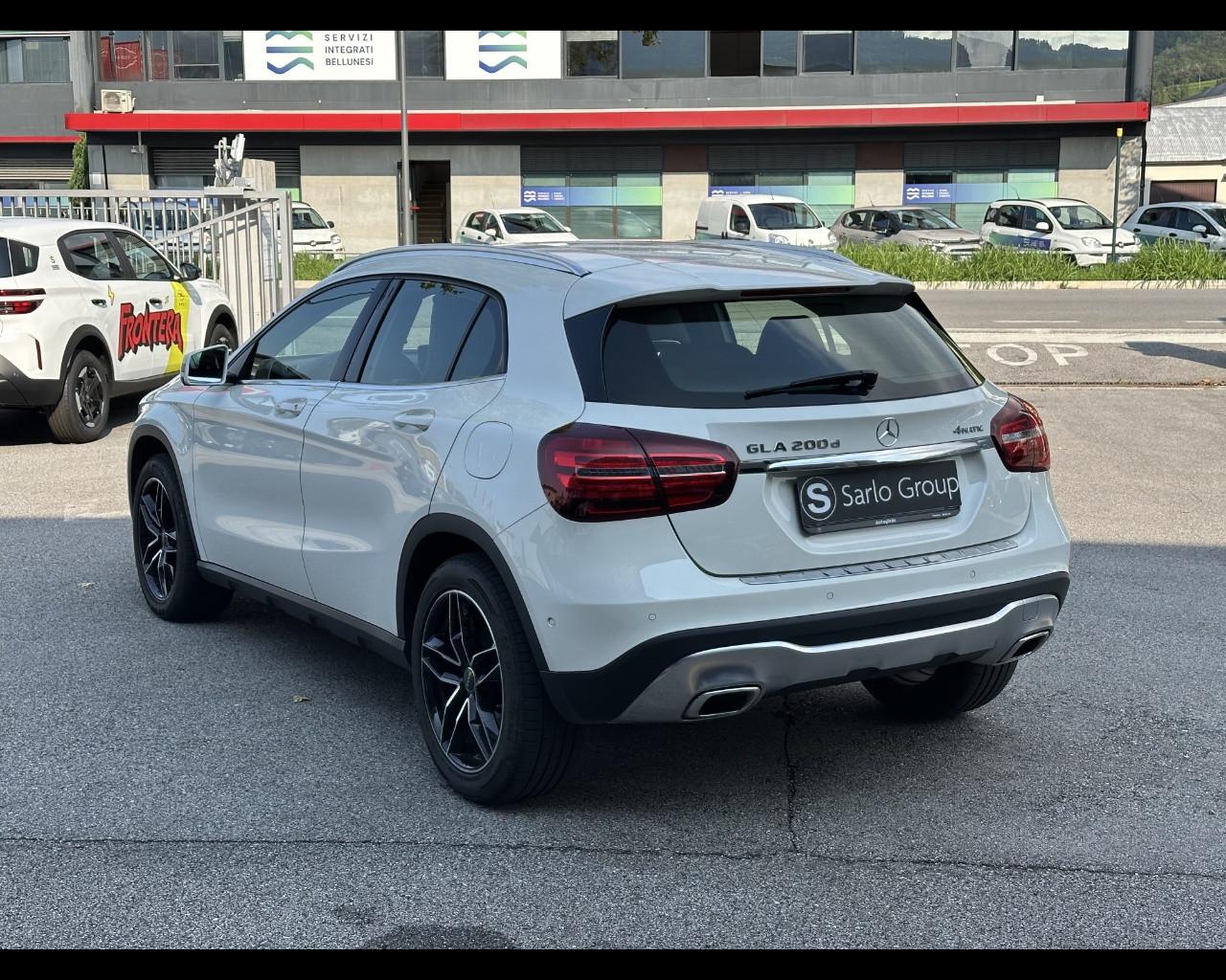 Mercedes-Benz GLA (X156) - GLA 200 d Automatic 4Matic Sport